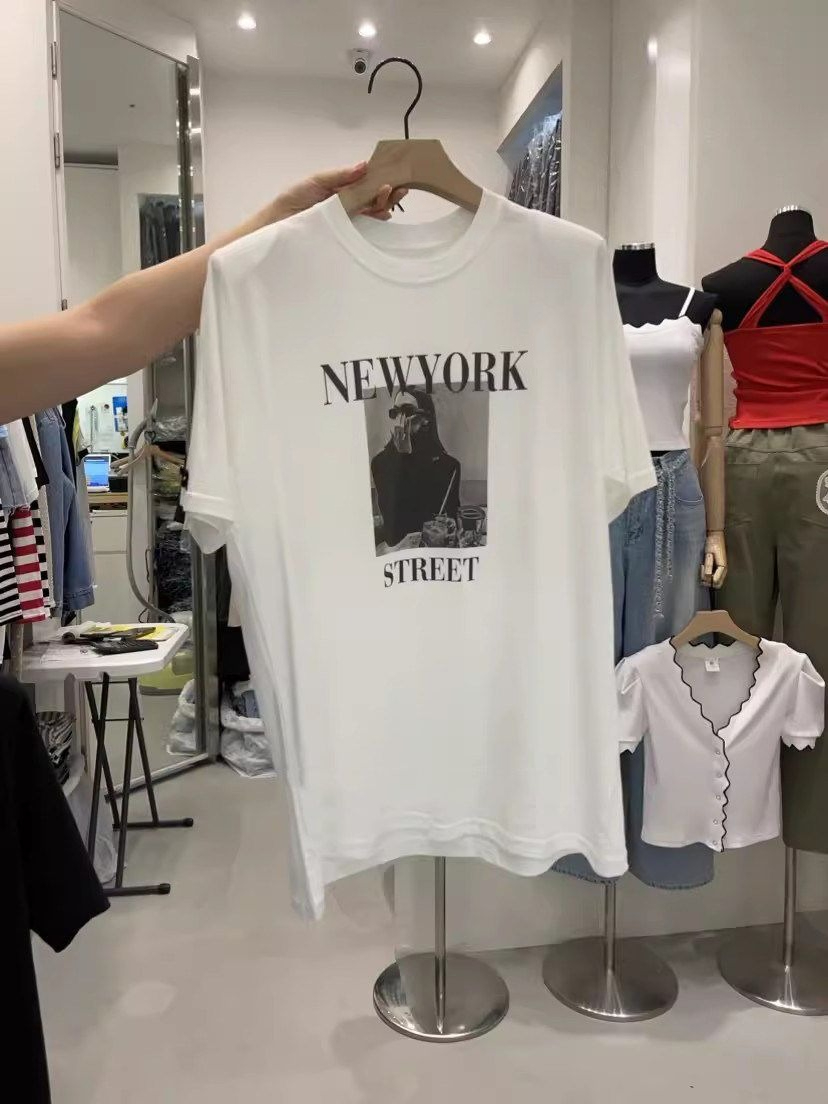 Street Fashion New York 2026 - Camiseta Gráfica de Moda Urbana de