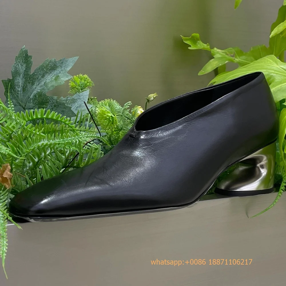 Zapatos de tacón extraño de cu - Street Fashion Rome 2025 reseña y precio