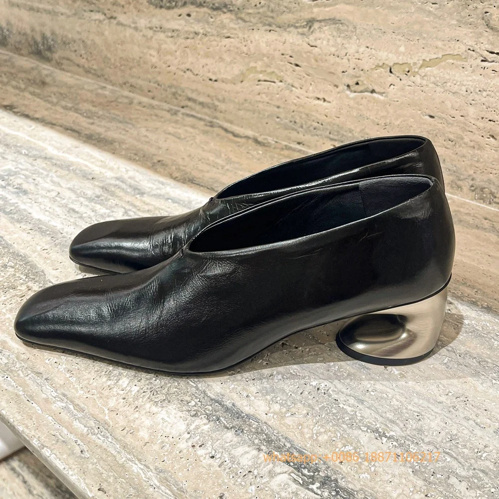 Zapatos de tacón extraño de cu - Street Fashion Rome 2025 reseña y precio